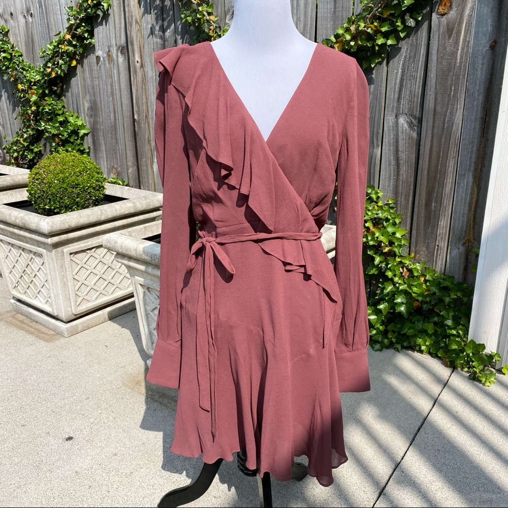 BARDOT Rosie Dress in Clay Size 8/Medium NWT - Picture 3 of 8